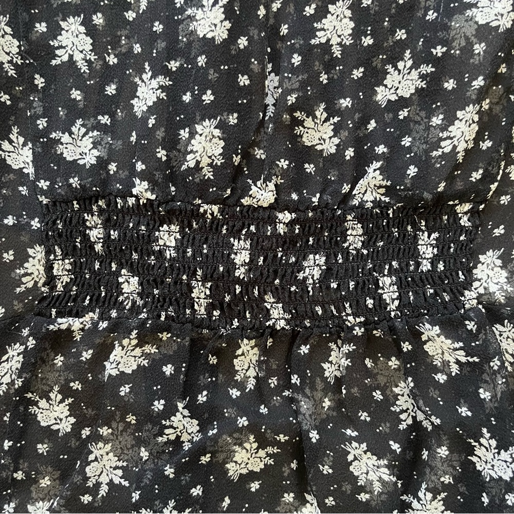Planet Women’s 3/4 Sleeve Sheer Flowered Silk Blouse Size 12 View 3